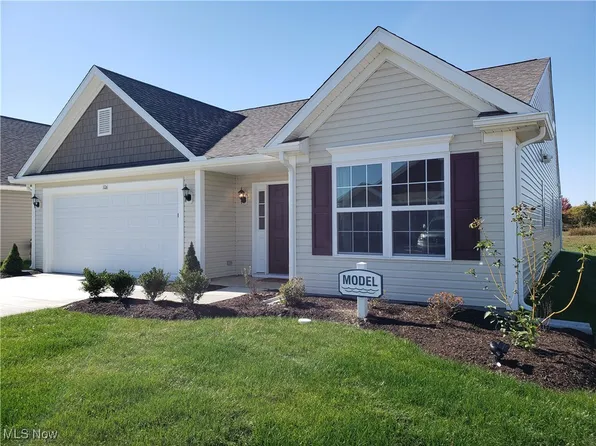 106 Stonecrest Trl, Elyria, OH 44035