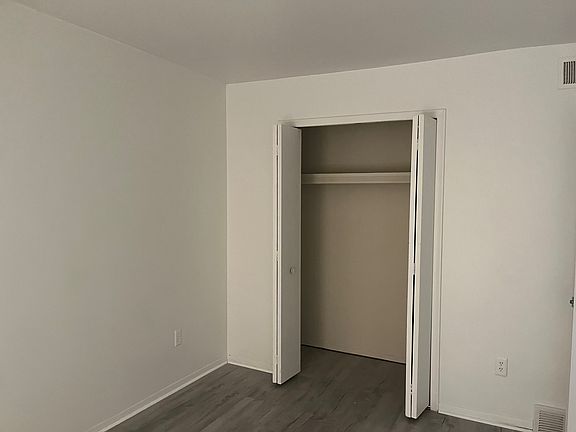 5th image of 31690 Fraser Dr APT 7