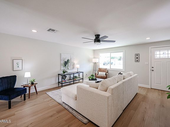 5th image of 1514 W PERSHING Avenue
