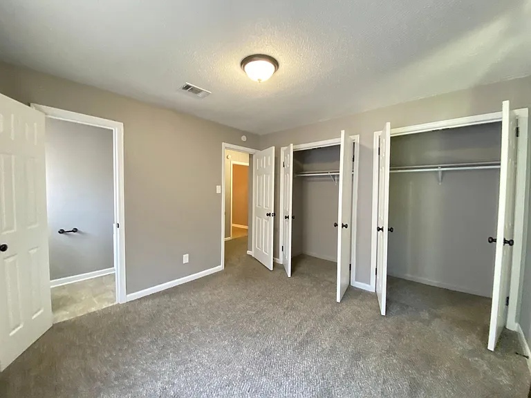 12 Warren Dr — Photo 12