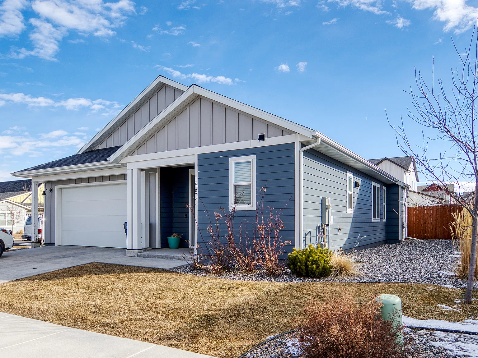 3 bed, 2.5 bath, 1685 sqft, $3,491 — Photo 1