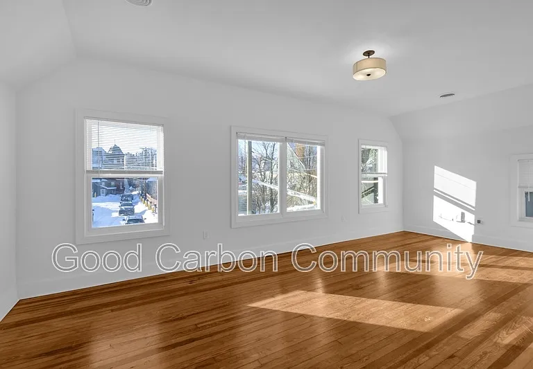 213 Summer St #3 — Photo 3