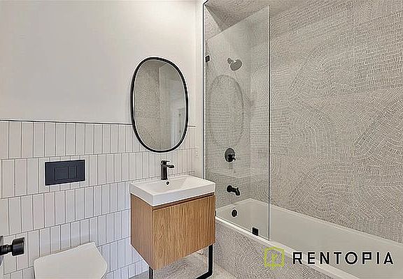 5th image of 426 Tompkins Ave #3D