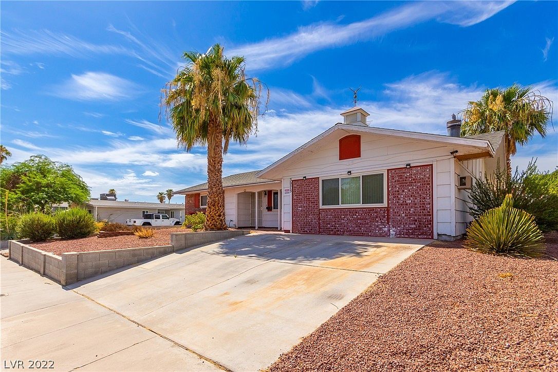 4480 Annie Oakley Dr, Las Vegas, NV 89121 | Zillow