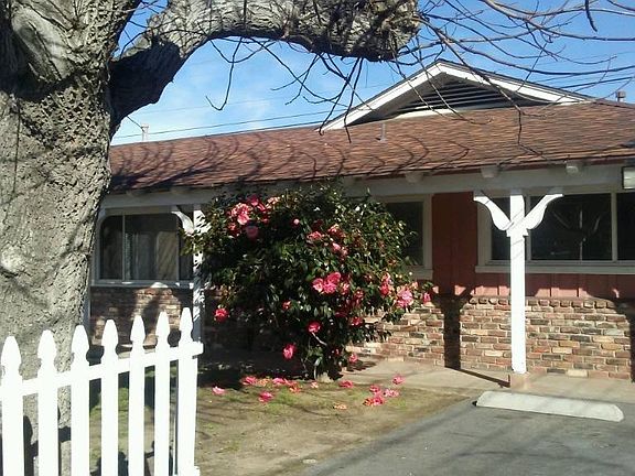 2nd image of 1418 W Stoneridge Ct