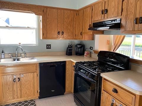 5th image of 16462 Teton Dr