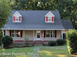 75 Captains Dr, Candler, NC 28715