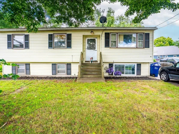 19 Cleveland Circle, South Portland, ME 04106