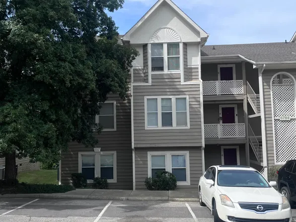 6784 Willowbrook Drive #1, Fayetteville, NC 28314