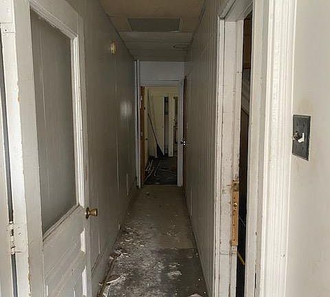 2nd image of 818 N Lombard St