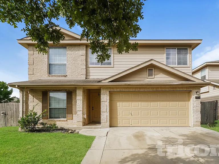 10802 Arabian Sands — Photo 1