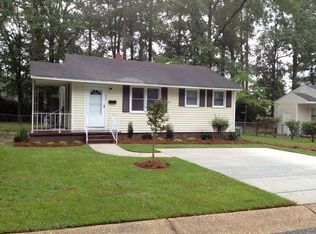 1006 Laurel St, Fayetteville, NC 28303