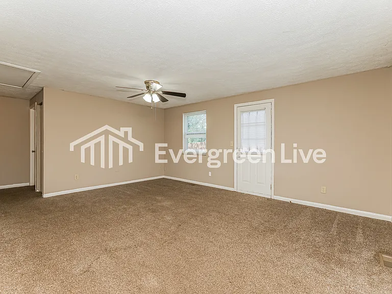 6809 Tiger Dr — Photo 3