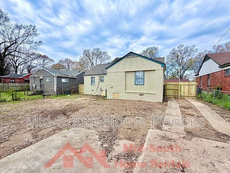1156 Brower St — Photo 21