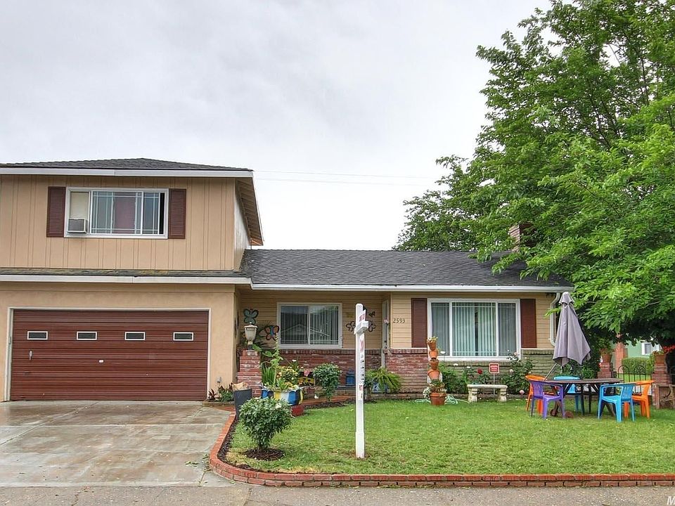 1st image of 2593 Fernandez Dr