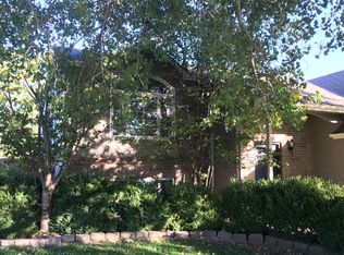 818 E Plantation Rd, Maize, KS 67101