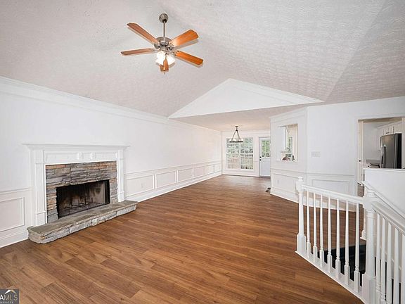 3rd image of 6532 Sundial Ave