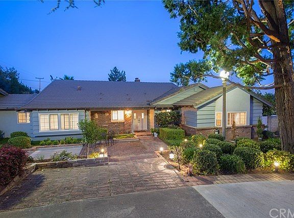 2nd image of 5203 Carnelian St