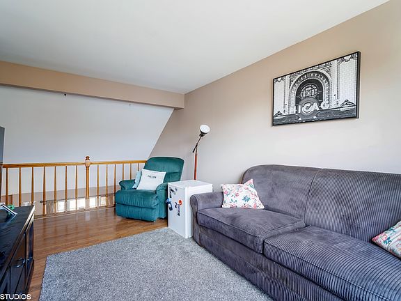 5th image of 1740 W Portsmith Ln