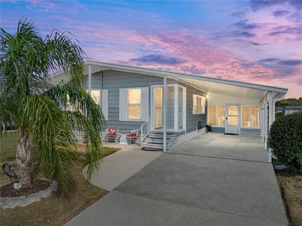 35925 Hermoso Ln, Zephyrhills, FL 33541