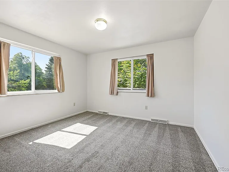 9547 W Kentucky Dr — Photo 15
