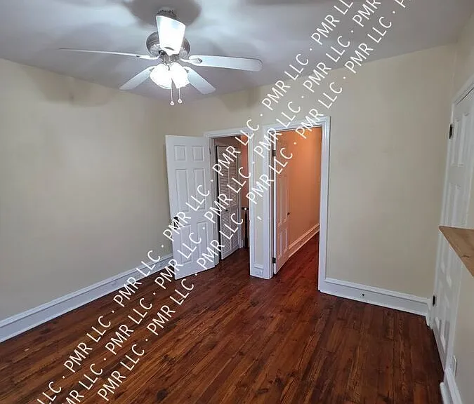 878 N Taylor St — Photo 15