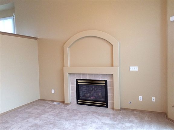 5th image of 5616 107th St