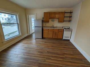 N90W16770 Roosevelt Dr UNIT C, Menomonee Falls, WI 53051