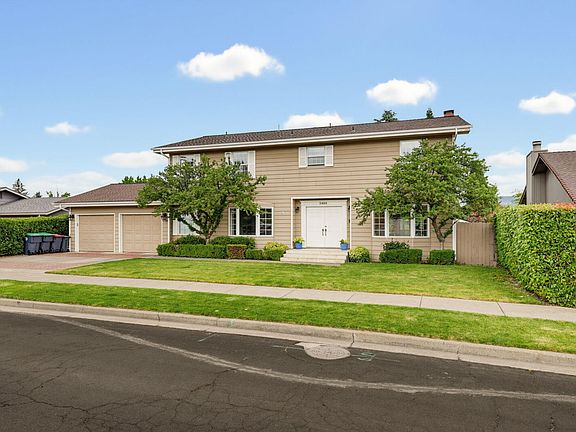 2nd image of 2489 Nieto Way