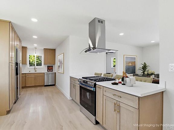 2nd image of 351 Ridgecrest Dr