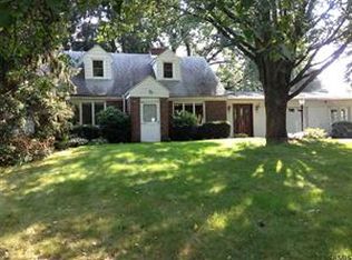 10 Catherine Pl, Latham, NY 12110