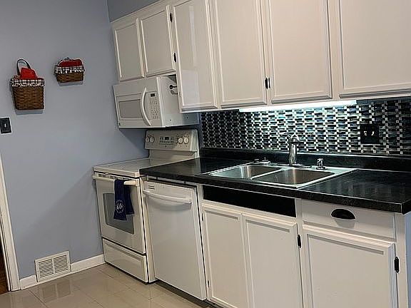 2nd image of 127 W Water St