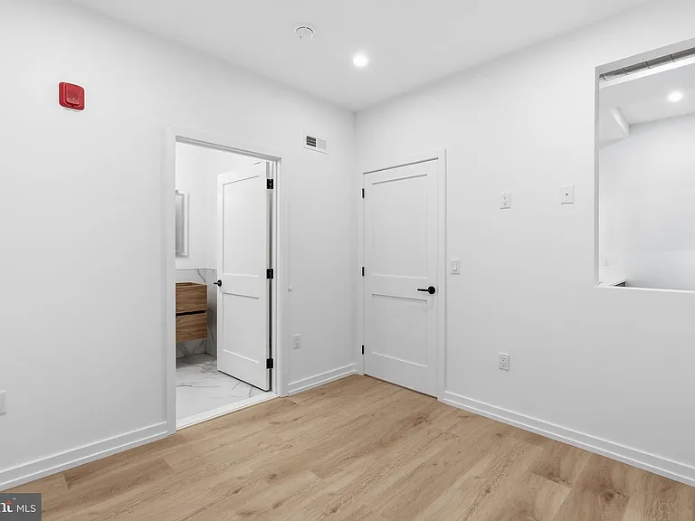 1232 Chancellor St #3C — Photo 13