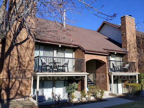 2nd image of 1182 Cottonwood Hills Dr