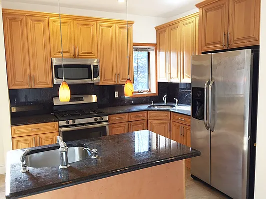 Rented by MNS | media 9