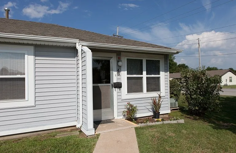 2440 Clinton St #2440 — Photo 2