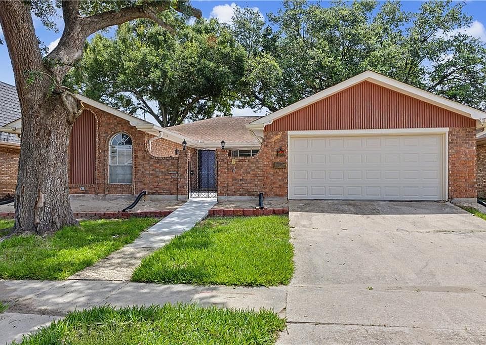 1st image of 56 Gelpi Ave