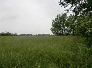 20314 Liv 403, Breckenridge, MO 64625