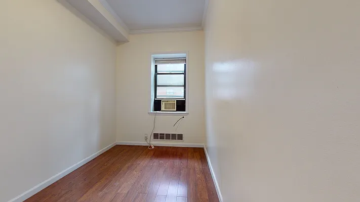 Rented by Bond New York | media 16