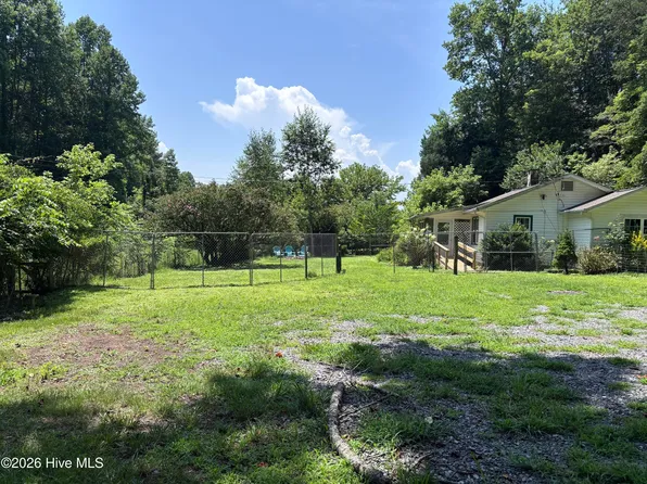 133 Tj Lane, Murphy, NC 28906