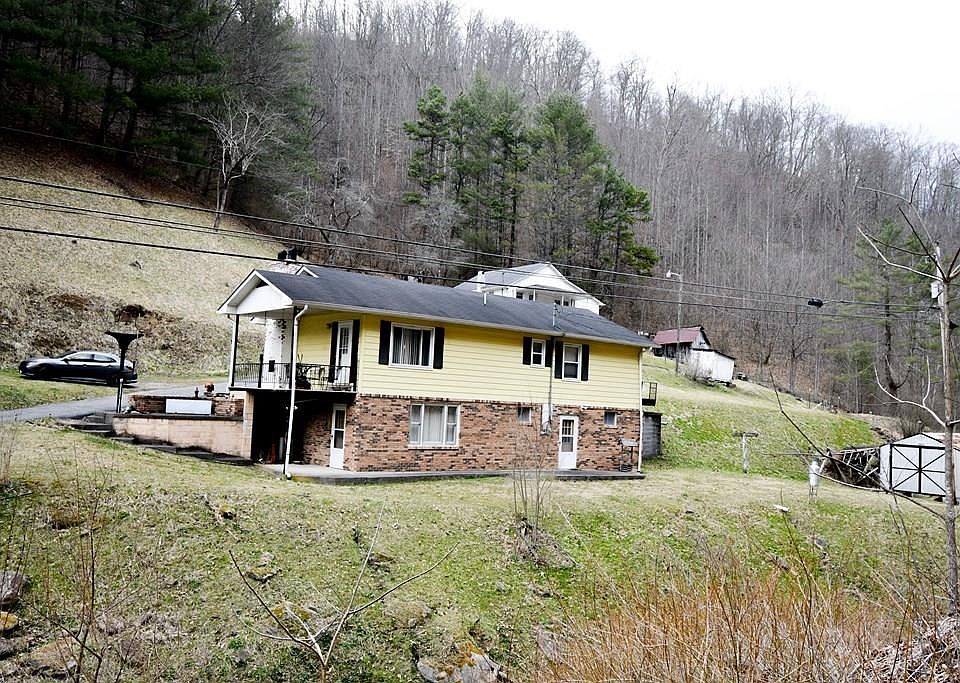 1046 Perkins Hl, Vansant, VA 24656 Zillow