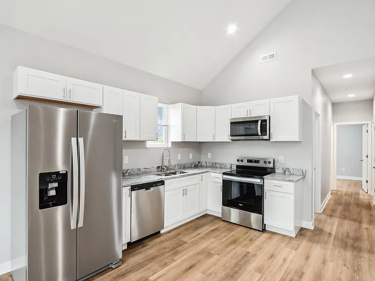 2805 N Talbott St #B — Photo 6