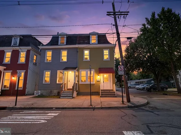 348 E BROAD STREET, BURLINGTON, NJ 08016