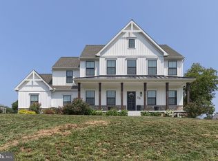 58 Cobble Ln, Elizabethtown, PA 17022