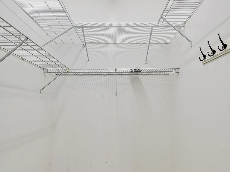 400 E Locust St #101 — Photo 16