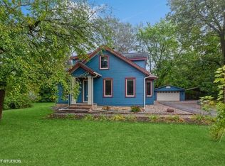 1N363 Kirk Rd, Geneva, IL 60134