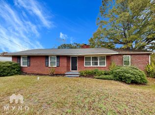 1518 Belmar Dr, Gastonia, NC 28052