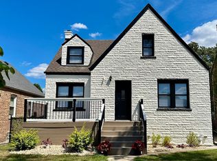 18107 Oakwood Ave, Lansing, IL