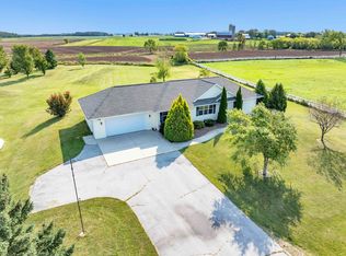 5325 Niles Rd, De Pere, WI 54115