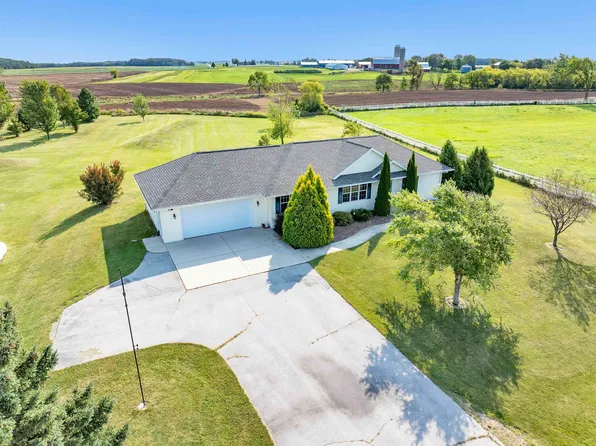 5325 Niles Rd, De Pere, WI 54115